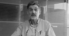 Dr. Carlos González "Besame mucho"