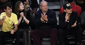 Jack Nicholson returns to courtside as Lakers dominate Grizzles to end series