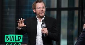 Jimmi Simpson On Portraying Det. Russell Poole In "Unsolved"