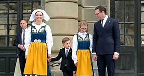 Princess Estelle and Prince Oscar opens the doors to the Royal Palace