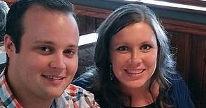 Josh Duggar's Wife Anna Shares New Family Photo With Husband: 'Redemption Is a Beautiful Thing'