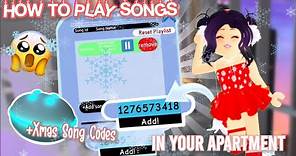 ❄️CHRISTMAS Song ID CODES + HOW To PLAY SONGS In Your ROYALE HIGH APARTMENT❄️// Roblox Royale High