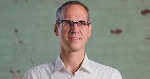 Alex Blumberg: Lessons From His Transition From Traditional To New Media