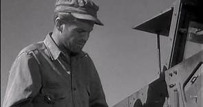 Sahara (1943) Humphrey Bogart, Bruce Bennett, J. Carrol Naish |