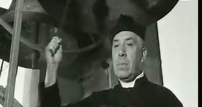 Don Camillo Monseigneur - Fernandel (les funérailles)