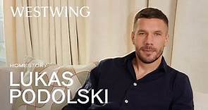 Lukas Podolskis neues Zuhause in Polen | So modern wohnt der Fußballer mit seiner Familie | Roomtour