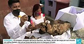 Día de Muertos en México: la tradición milenaria de exhumar y limpiar restos óseos