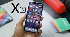 Apple iPhone Xs Review: A (S)mall Step Up!