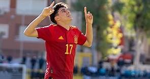 El hijo de José Antonio Reyes marca su primer gol con España y se lo dedica a su padre