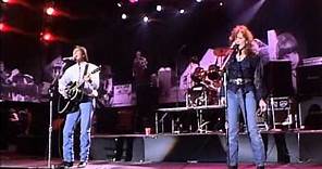 Jackson Browne & Bonnie Raitt - World in Motion (Live at Farm Aid 1990)