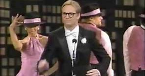 Bill Irwin opens the Tony Awards 1987