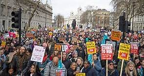 英國爆發十年來最大規模罷工，50萬人上街要求加薪