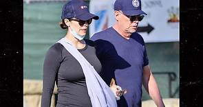 Katharine McPhee Pregnant, Showing Off Baby Bump with David Foster