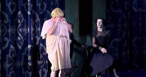 Schauspielhaus Zürich: "Yvonne, die Burgunderprinzessin" von Witold Gombrowicz (Regie Barbara Frey)
