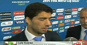 Luis Suárez responde a mordida ante Italia