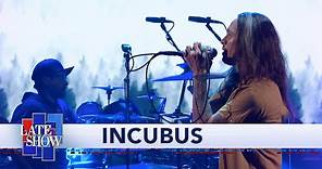 Incubus Perform "Into The Summer"
