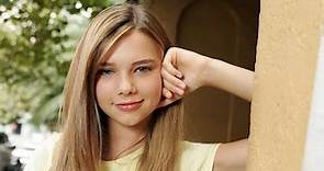 32 Beautiful Pictures Of Indiana Evans 2022 - 2023 (Actress, Singer, Songwriter)