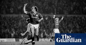 Golden Goal: Terry Gibson for Manchester United v Arsenal (1987)