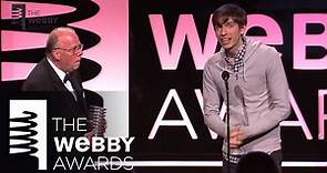 David Karp presents Steve Wilhite with the 2013 Lifetime Achievement Award at the 17th Annual Webbys