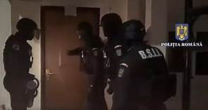 Andrew Tate, ecco il video del blitz della polizia romena nella sua villa