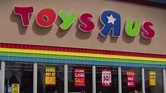 Lenders look to revive Toys R Us and other MoneyWatch headlines