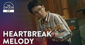 Jung Kyung-ho soothes his post-breakup woes with a song | Hospital Playlist Season 2 Ep 5 [ENG SUB]