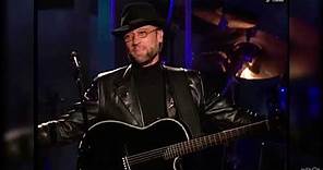 LIVE- MAURICE GIBB SINGING LEAD AGAIN!! Man in the middle -Bee gees (2001) HD