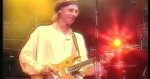 Dire Straits - Sultans of swing - Live [AMAZING SOLO by Mark Knopfler] Basel 1992