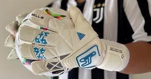 Sells "Keylor Navas" TOTAL CONTACT™ AQUA ULTIMATE Goalkeeper Glove
