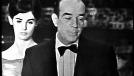 Vincente Minnelli winning the Oscar® for Directing‬‬‬‬