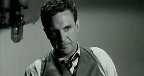 Peter Falk (Colombo) en la serie "Los Intocables" 1x26 "Los financieros el hampa" en 1960.