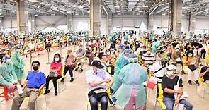 台北花博大型接種站啟用 今施打8025人 - 生活