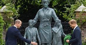 Inaugurata a Londra la statua della Principessa Diana