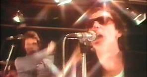 Graham Parker - 'Hey Lord Don't Ask Me Questions'