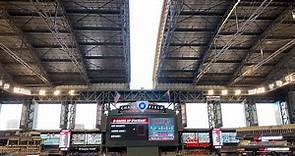 Chase Field roof opens
