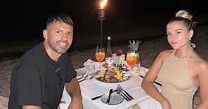 La cena romántica del Kun Agüero y su pareja Sofía Calzetti en una isla paradisíaca