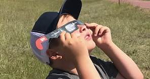 How do solar eclipse glasses work? | NBC4 Washington