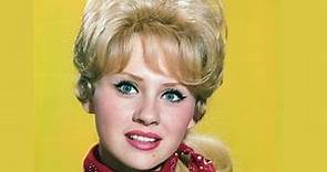 12 Sweet Photos of Melody Patterson