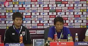 HLV Akira Nishino tâng bốc bóng đá Việt Nam, khiêm tốn nói về Thái Lan