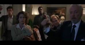 Película ALGUIEN MUEVE LOS HILOS (1994). Donald Sutherland, Eric Thal, Julie Warner, Will Patton,...