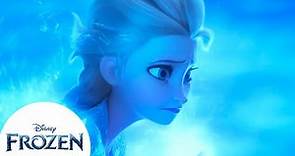 Anna y Elsa descubren recuerdos en el agua | Frozen