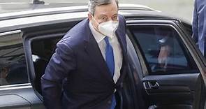 Mario Draghi acepta formar un Gobierno técnico en Italia si logra una mayoría parlamentaria