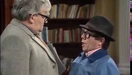 Ronnie Corbett, Ronnie Barker. CLASSIC. Two Ronnies. BEST Library Sketch. FUNNY MAN.