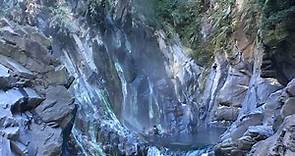 栗松溫泉，帶你到全台最美野溪溫泉泡湯去！
