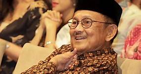 Biografi BJ Habibie, Bapak Teknologi Indonesia