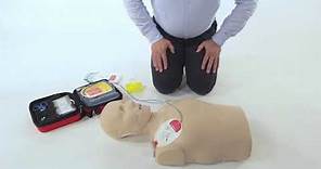 Come si Usa un Defibrillatore Semiautomatico HS1