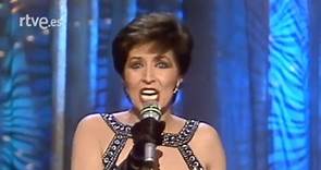 Concha Velasco presenta el especial 'Años 60' en 'Viva el espectáculo' (1990)