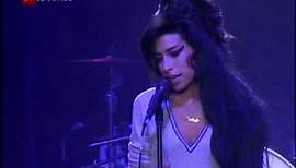 10vor10 - Tragischer Auftritt von Amy Winehouse