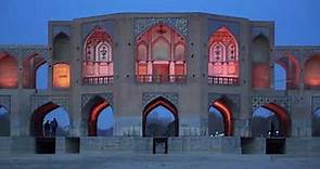 Learn about Iran's architecture