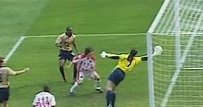 David Seaman greatest save ever vs Peschisolido! | Warnock's Sheffield United vs Arsenal FA Cup SF 2003
